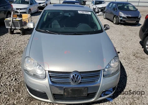 2010 Volkswagen Jetta Se from USA, damaged, VIN 3VWRZ7AJ7AM039760